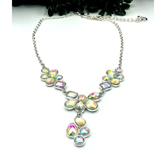 Silver Tone Floral Iridescent Resin Necklace - Picture 3 of 7
